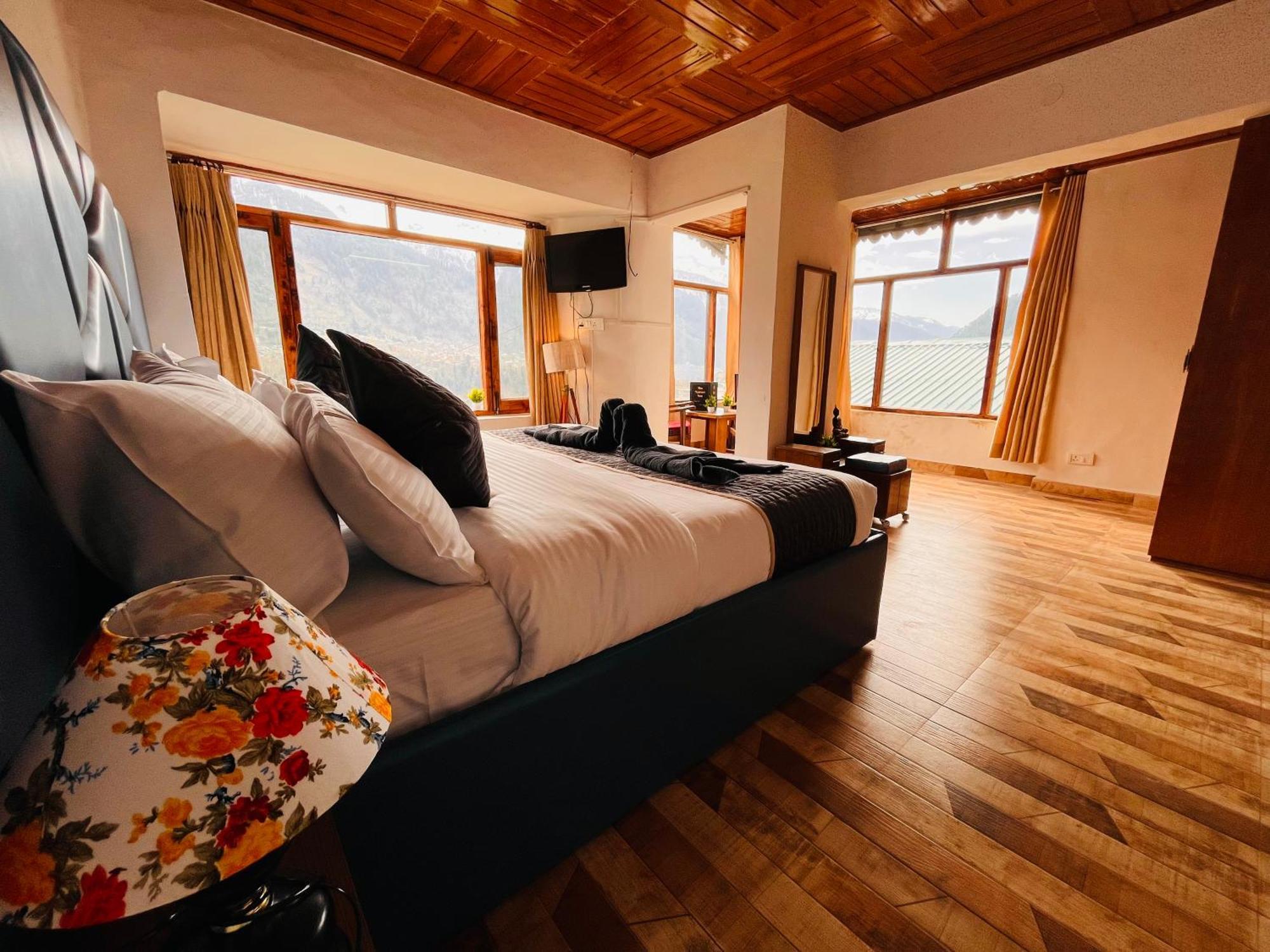 Himalayan River Mountain View 2 Bedrooms Cottage, Manali Dış mekan fotoğraf